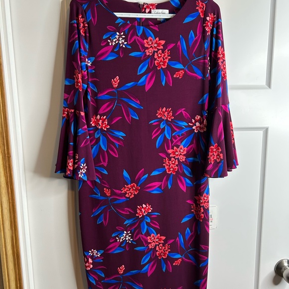 Calvin Klein Women’s Size 10 Bell Sleeve Knee Length Floral Dress New 5992 - Picture 1 of 12